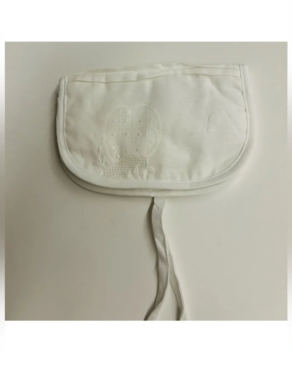 New Paperwhite Lace Jewelry Case Hand Embroidered 2 Zip Inside Compartment